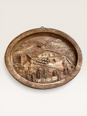 Vintage Souvenir 3D Wood-Resin Composite Wall Plaque